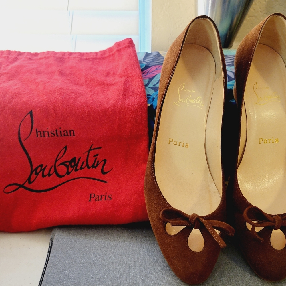 Christian Louboutin EU 40 Brown Wedges